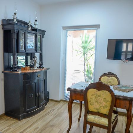 Apartman Centar سرمسكي كارلوفيتش المظهر الخارجي الصورة