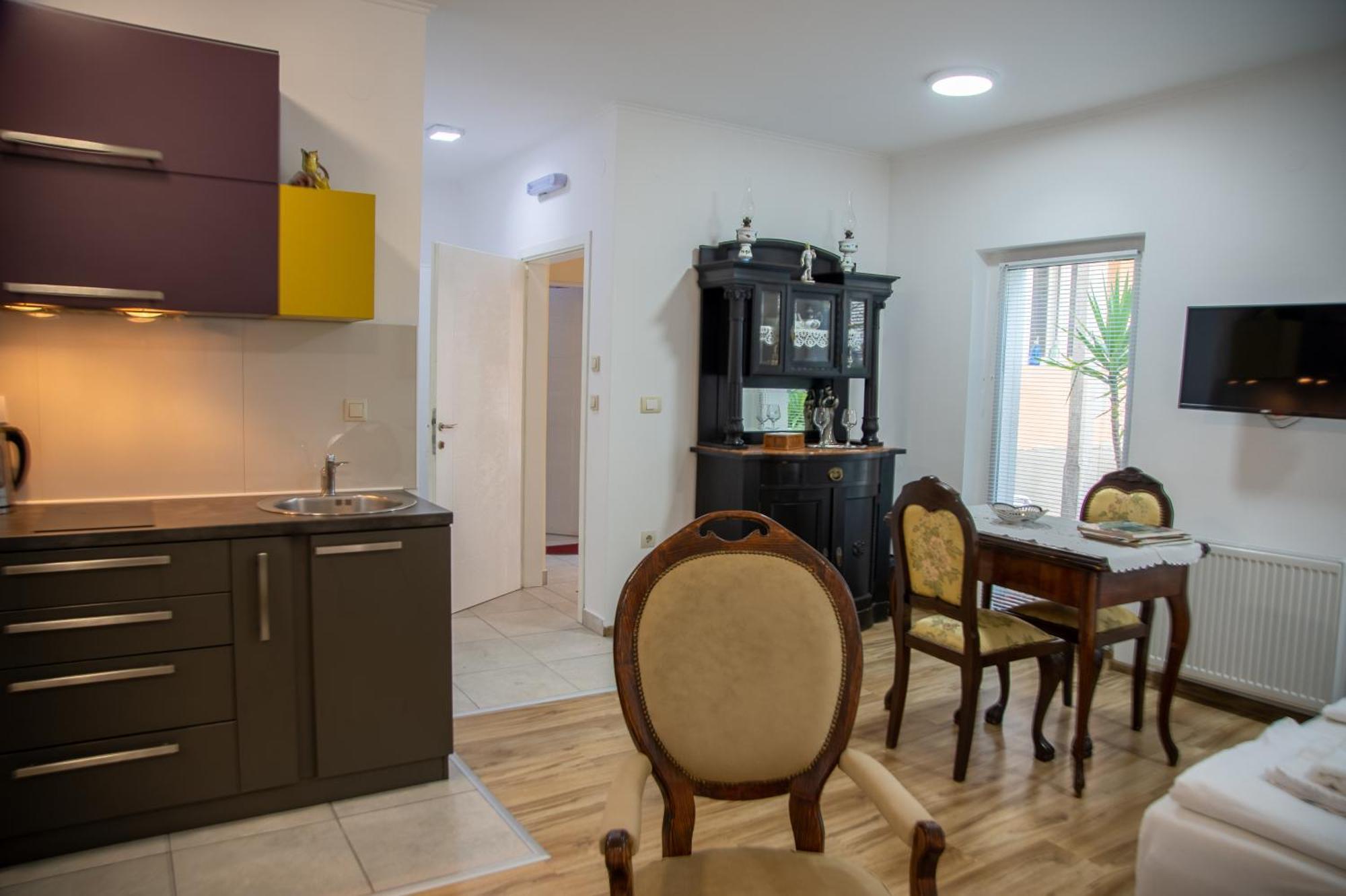Apartman Centar سرمسكي كارلوفيتش المظهر الخارجي الصورة